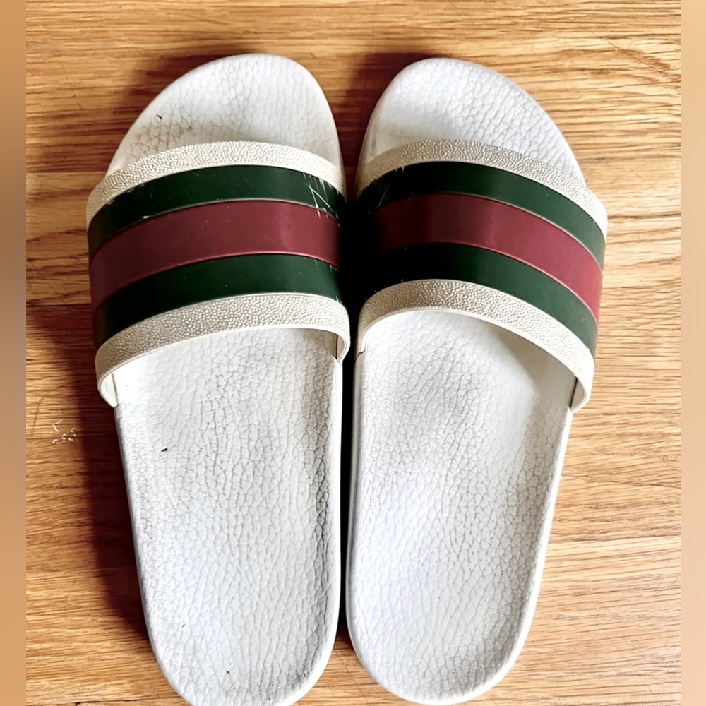 Gucci slides Women’s 9/9.5